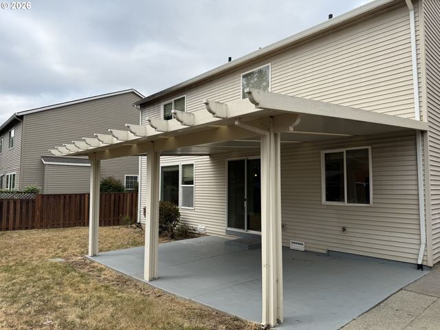 15472 Se BOLLAM Dr, Clackamas, OR 97015