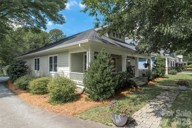 21036 Catawba Avenue, Cornelius, NC 28031