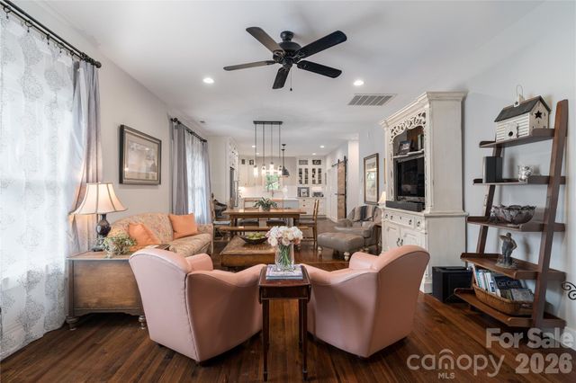 21036 Catawba Avenue, Cornelius, NC 28031