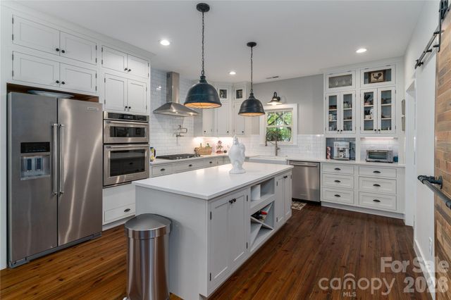 21036 Catawba Avenue, Cornelius, NC 28031