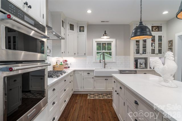 21036 Catawba Avenue, Cornelius, NC 28031