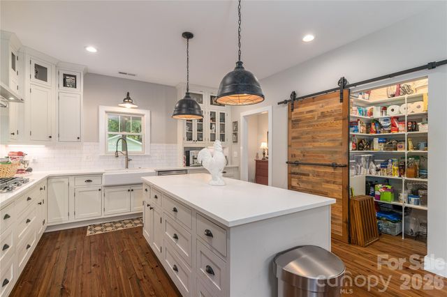 21036 Catawba Avenue, Cornelius, NC 28031