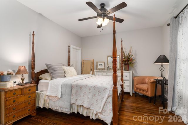21036 Catawba Avenue, Cornelius, NC 28031