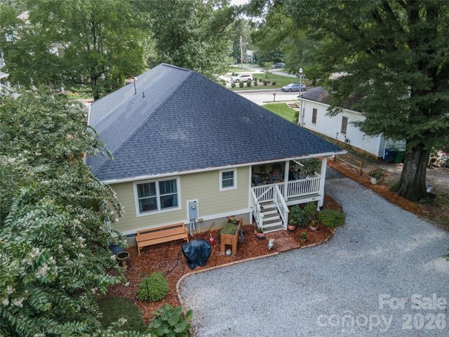 21036 Catawba Avenue, Cornelius, NC 28031