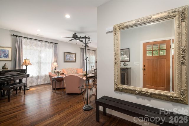 21036 Catawba Avenue, Cornelius, NC 28031