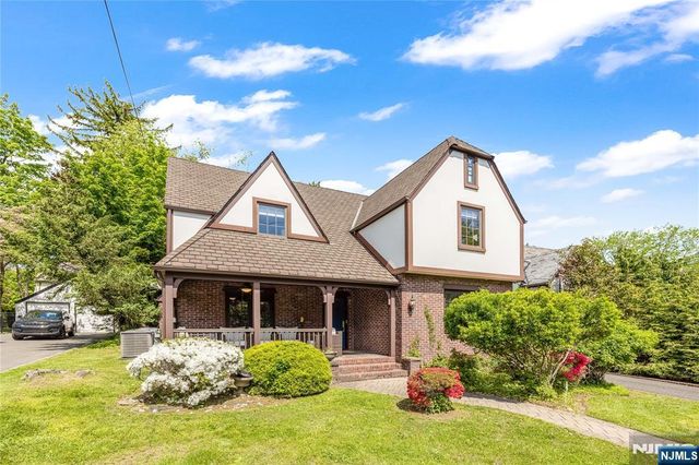 340 Broad Avenue, Englewood, NJ 07631