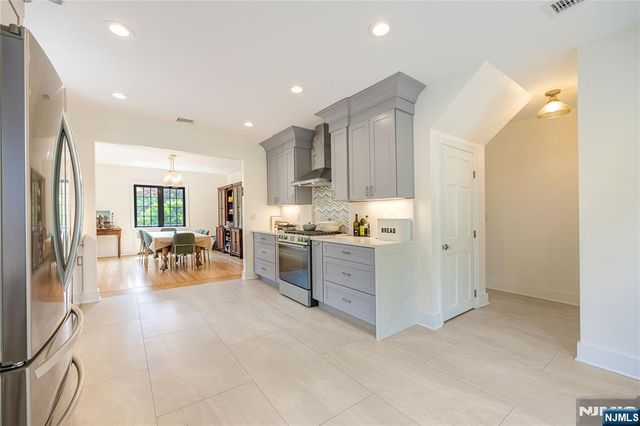 340 Broad Avenue, Englewood, NJ 07631