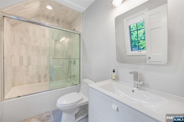 340 Broad Avenue, Englewood, NJ 07631