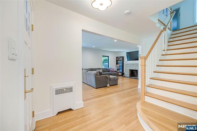 340 Broad Avenue, Englewood, NJ 07631