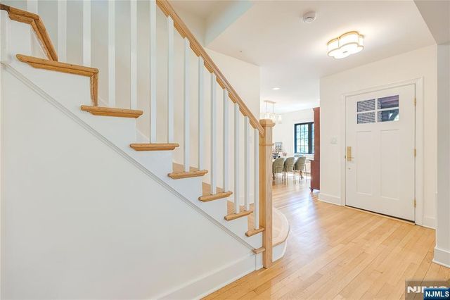 340 Broad Avenue, Englewood, NJ 07631