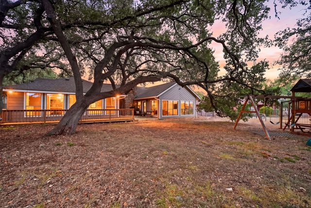 78 Woodcreek DR, Woodcreek, TX 78676