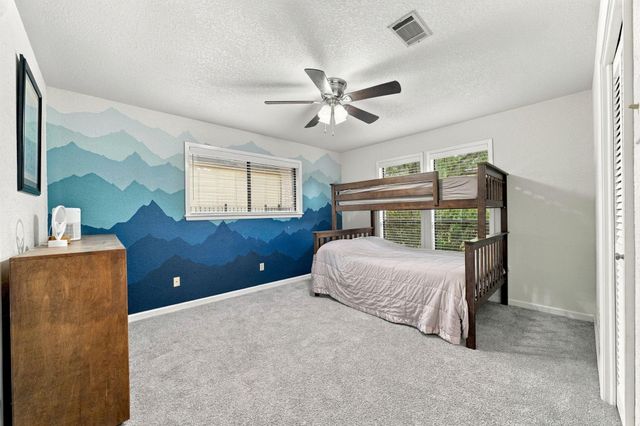 78 Woodcreek DR, Woodcreek, TX 78676