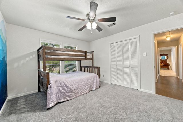 78 Woodcreek DR, Woodcreek, TX 78676