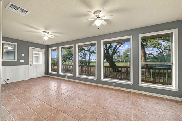 78 Woodcreek DR, Woodcreek, TX 78676