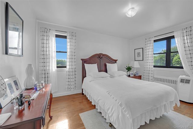 2821 Kings Highway 5L, Brooklyn, NY 11229