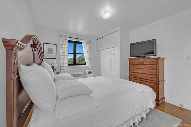 2821 Kings Highway 5L, Brooklyn, NY 11229