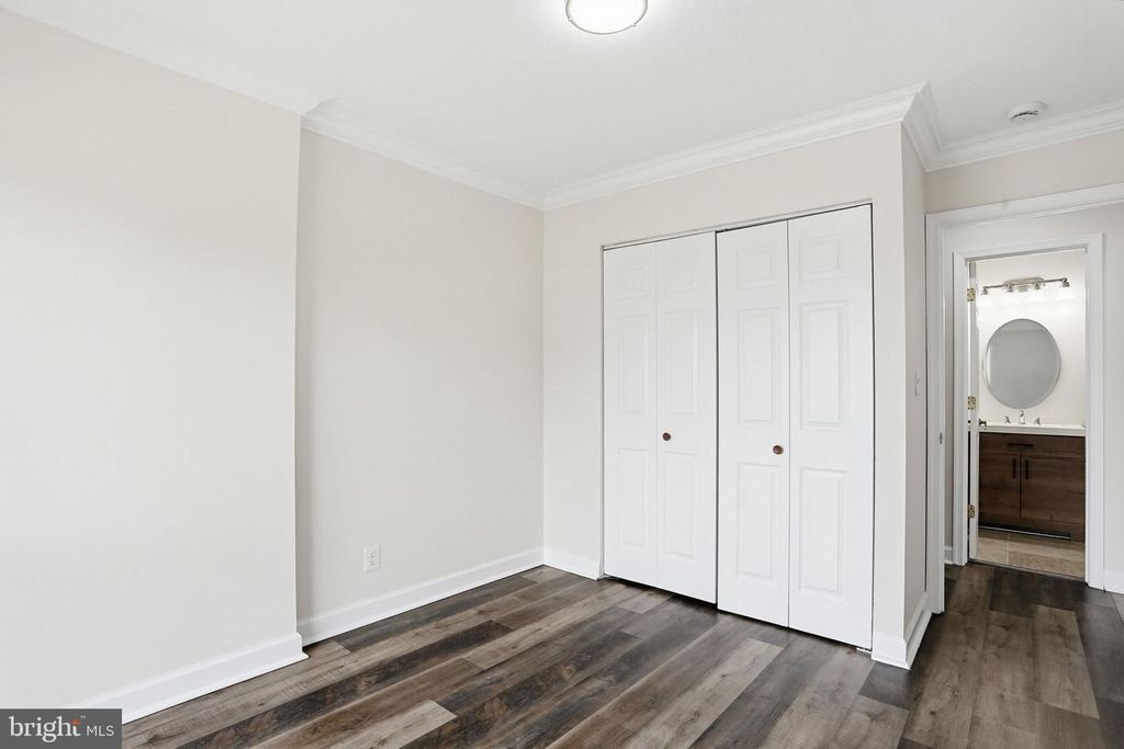 Image 33 of property listing at 6081 MAJORS LN, Columbia, MD 21045
