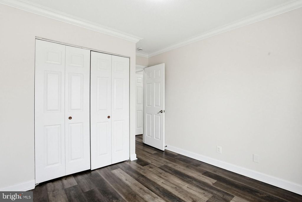 Image 34 of property listing at 6081 MAJORS LN, Columbia, MD 21045