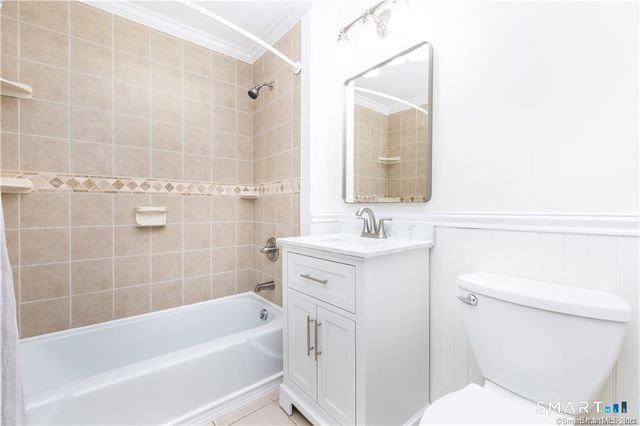 108 OAKWOOD Avenue B-1, West Hartford, CT 06119