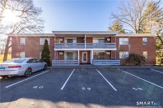 108 OAKWOOD Avenue B-1, West Hartford, CT 06119