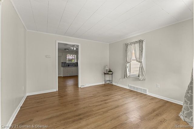 1644 Liberty Avenue, Lincoln Park, MI 48146