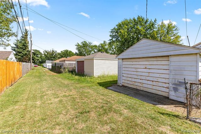 1644 Liberty Avenue, Lincoln Park, MI 48146
