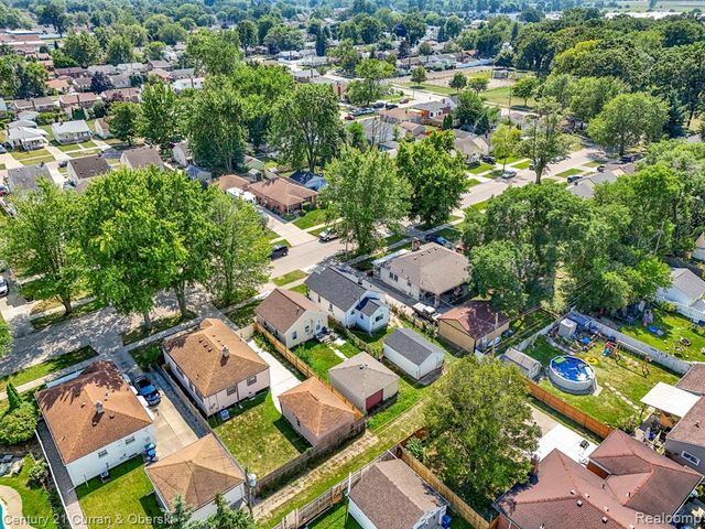 1644 Liberty Avenue, Lincoln Park, MI 48146