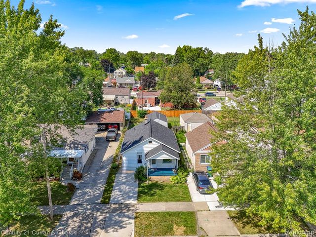 1644 Liberty Avenue, Lincoln Park, MI 48146