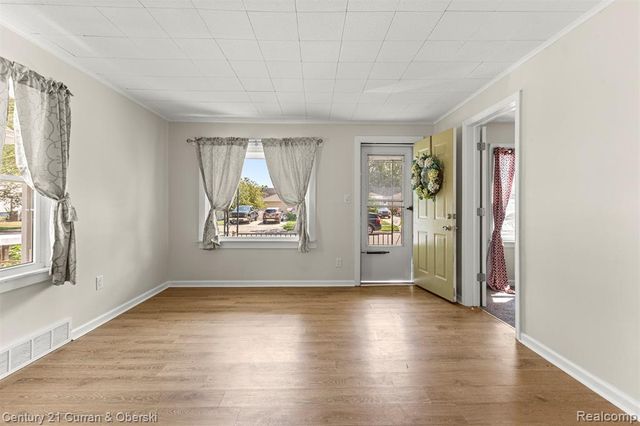 1644 Liberty Avenue, Lincoln Park, MI 48146