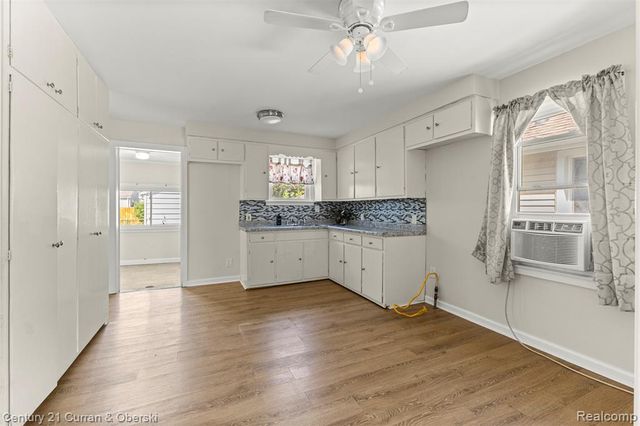 1644 Liberty Avenue, Lincoln Park, MI 48146