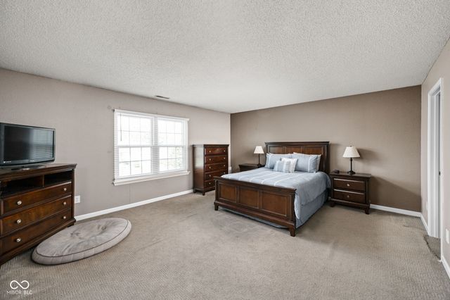 409 Lockerbie Lane, Pittsboro, IN 46167