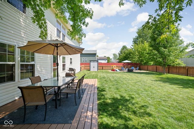 409 Lockerbie Lane, Pittsboro, IN 46167
