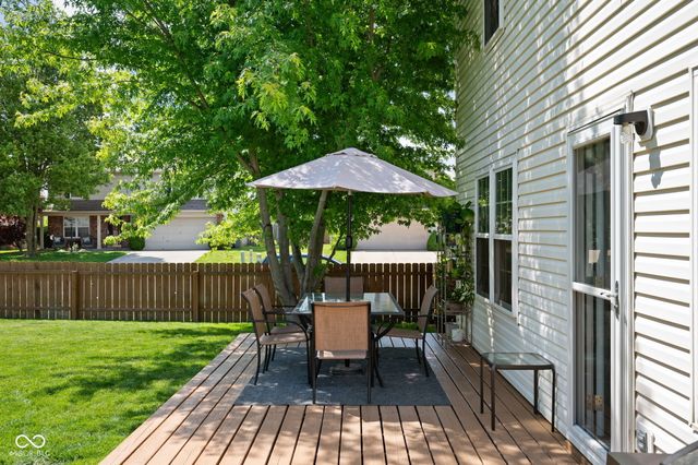 409 Lockerbie Lane, Pittsboro, IN 46167