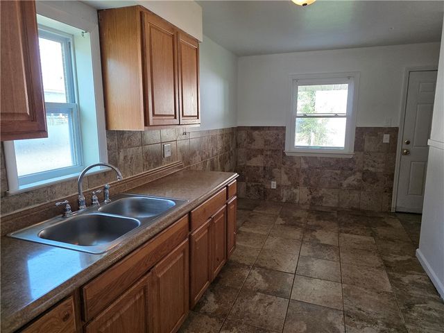 3313 Riverside Drive, Dayton, OH 45405