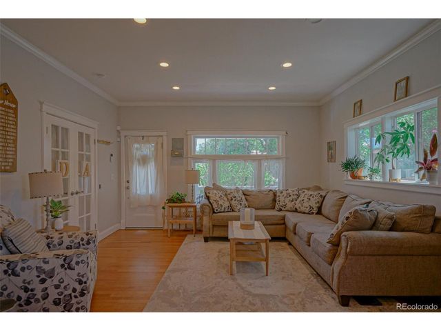 1933 Carteret Ave, Pueblo, CO 81004