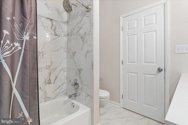 140 GRAYWOLF TRL, Winchester, VA 22602