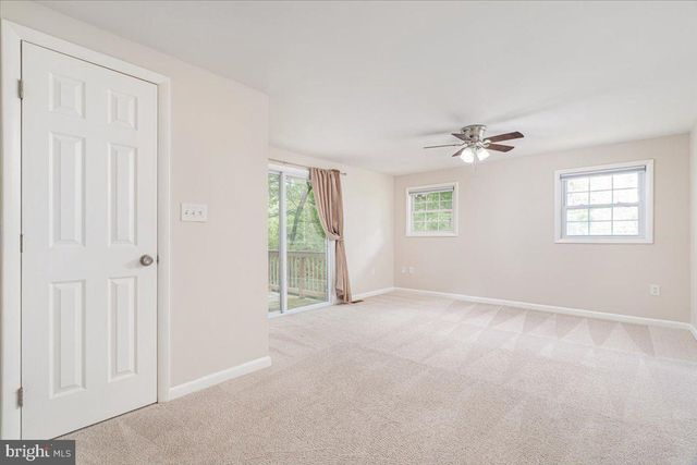 140 GRAYWOLF TRL, Winchester, VA 22602