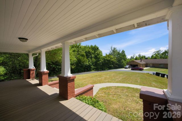 661 Lenoir Road, Morganton, NC 28655