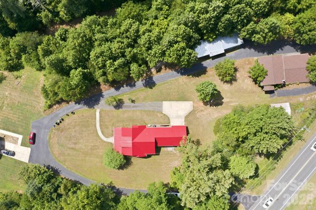 661 Lenoir Road, Morganton, NC 28655