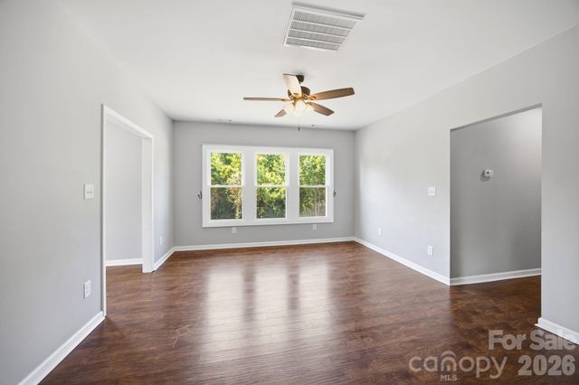 661 Lenoir Road, Morganton, NC 28655