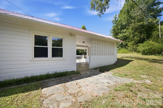661 Lenoir Road, Morganton, NC 28655