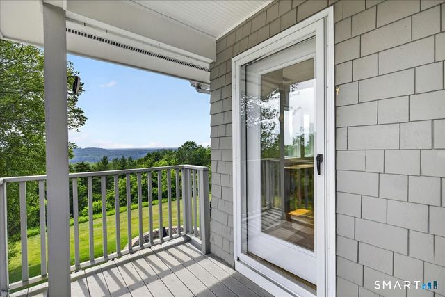 132 Merrimac Drive, Trumbull, CT 06611