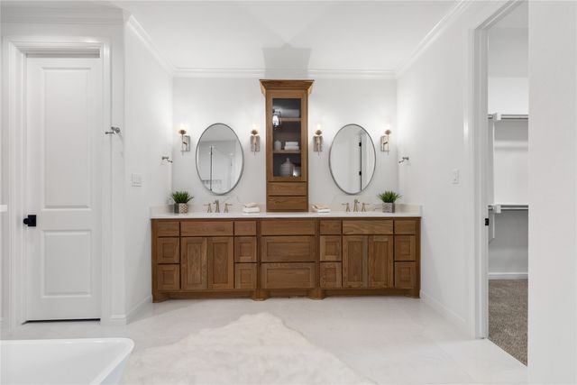 1000 Beginnings Drive, Granbury, TX 76049