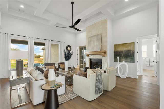 1000 Beginnings Drive, Granbury, TX 76049