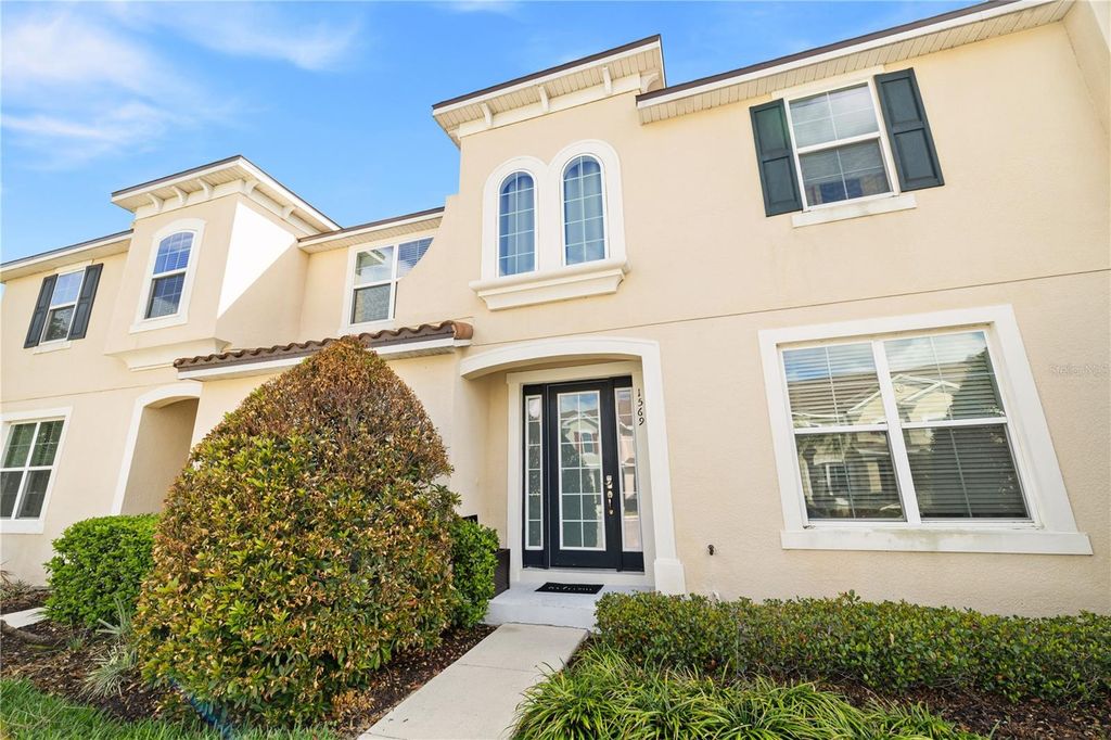 Image 3 of property listing at 1569 CAREY PALM CIRCLE, Kissimmee, FL 34747