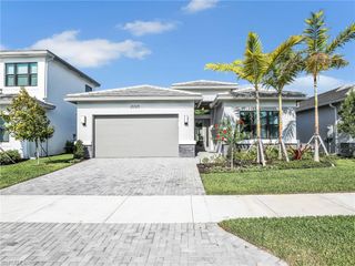 20329 Fair Oak LN, Estero, FL 33928
