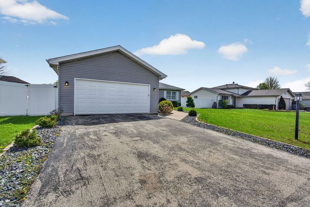 1486 Bradley Way, Bourbonnais, IL 60914