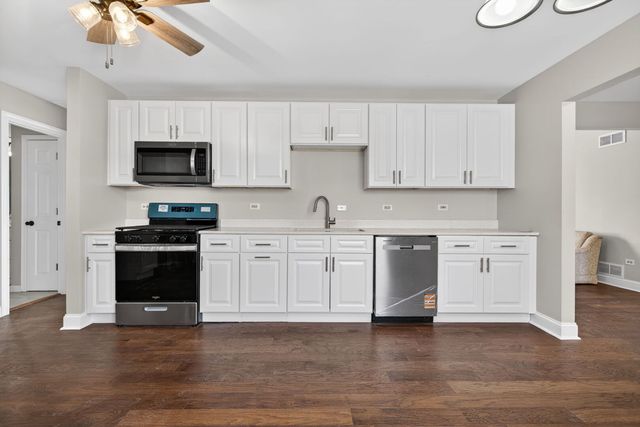 1486 Bradley Way, Bourbonnais, IL 60914