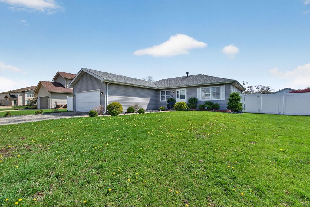 1486 Bradley Way, Bourbonnais, IL 60914