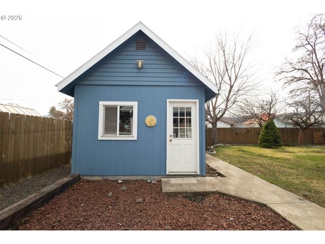 1508 JACKSON Ave, La Grande, OR 97850